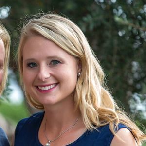 Meet your Posher, Kelli